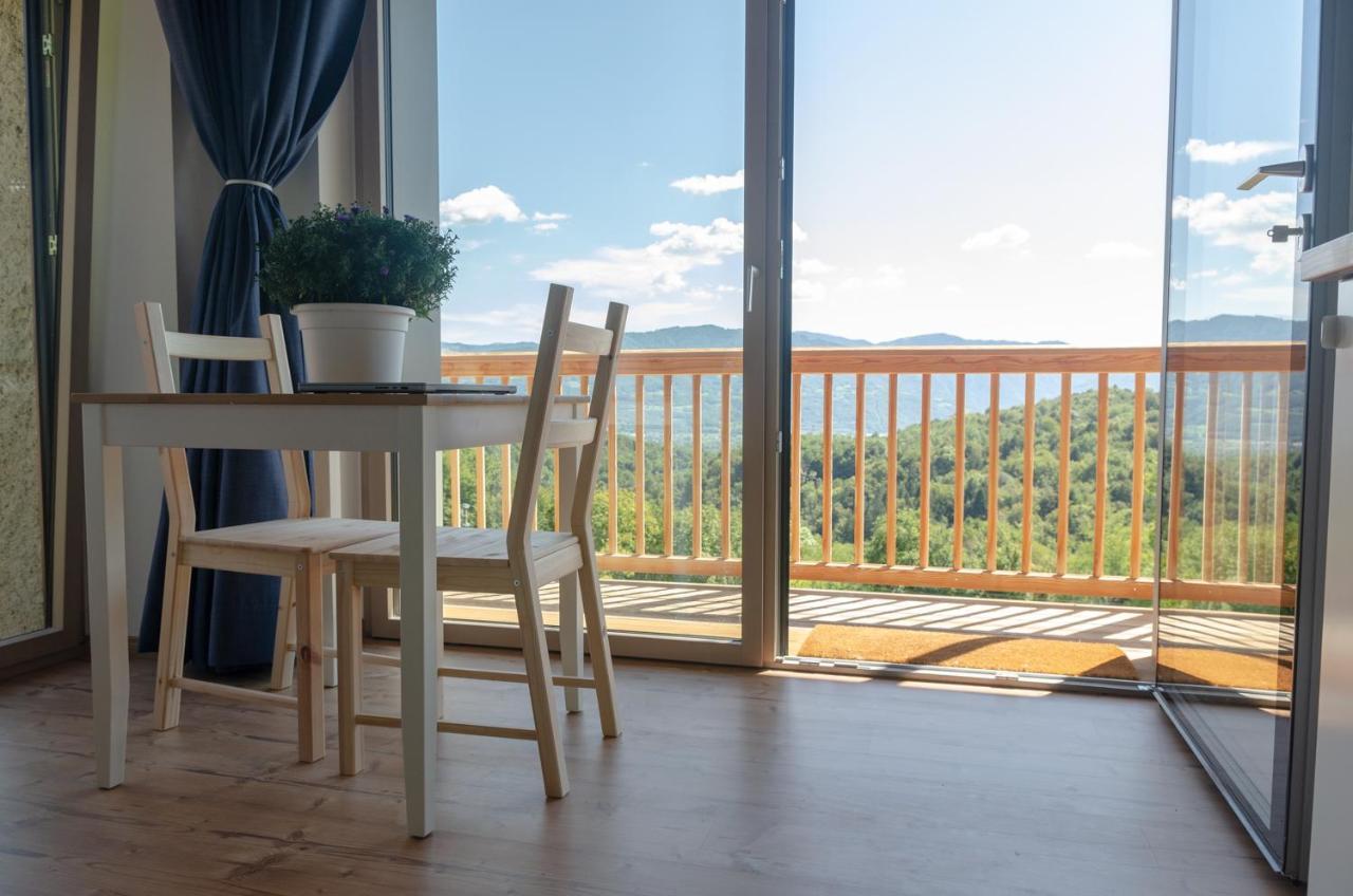 La Risorta Apartment Cesiomaggiore Bagian luar foto